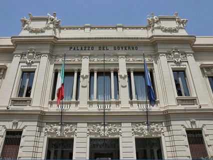 Il cuore di Reggio Calabria: il Palazzo del Governo